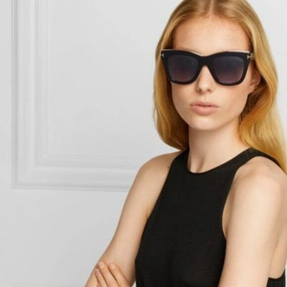 Tom Ford Women BRAND NEW Sunglasses JULIE Black Gradient Smoke Cat Eye FT0685 - Picture 11 of 14